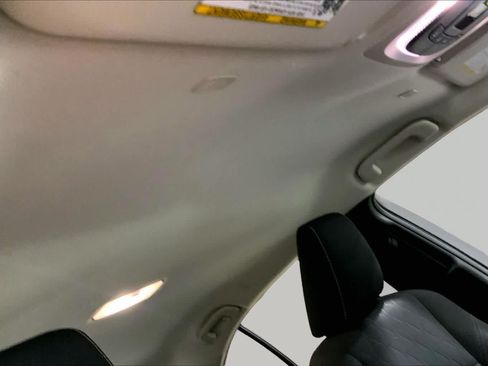 Used 2023 Toyota Corolla LE FWD image 14