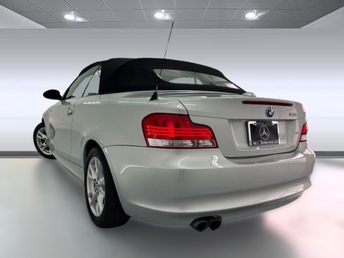 Used 2008 BMW 128i Convertible image 3