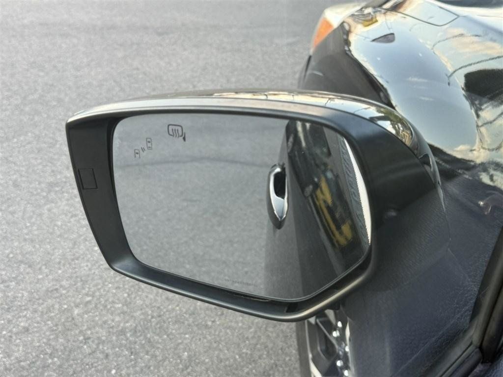 Used 2016 Subaru Crosstrek 2.0i Limited AWD/4WD image 17