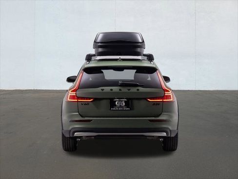 New 2026 Volvo V60 B5 Cross Country Plus w/ Climate Package image 4