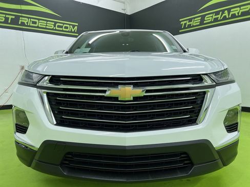 Used 2023 Chevrolet Traverse LT AWD/4WD image 3