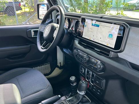 New 2026 Jeep Wrangler Unlimited Sport image 29