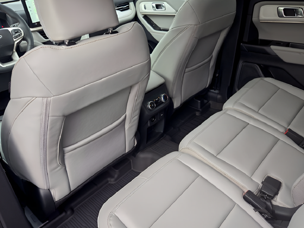 New 2027 Ford Explorer Active AWD/4WD image 26