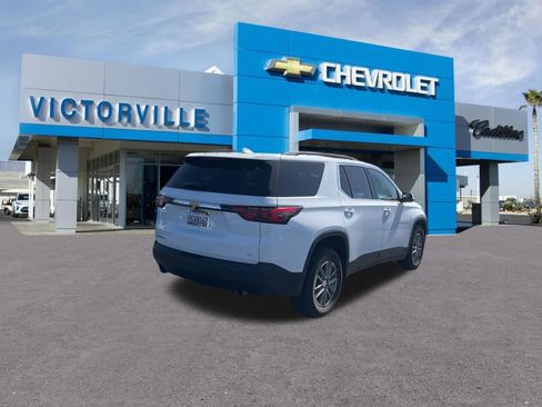 Used 2023 Chevrolet Traverse LT FWD image 6