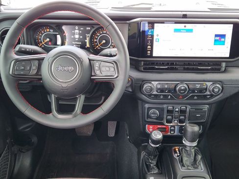 Used 2024 Jeep Gladiator Rubicon w/ Convenience Group image 28