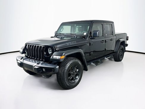Used 2023 Jeep Gladiator Sport AWD/4WD image 3