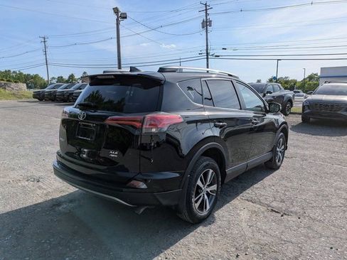Used 2018 Toyota RAV4 XLE w/ Plus Extra Value Package AWD/4WD image 3