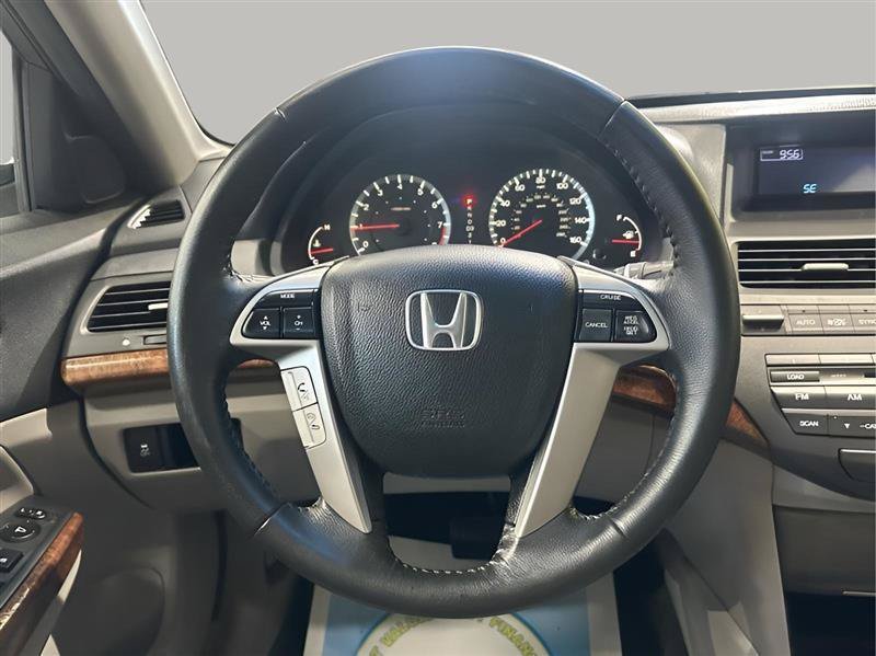 Used 2011 Honda Accord EX-L image 8