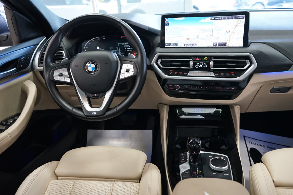 Used 2022 BMW X4 xDrive30i w/ Parking Assistance Package AWD/4WD image 12