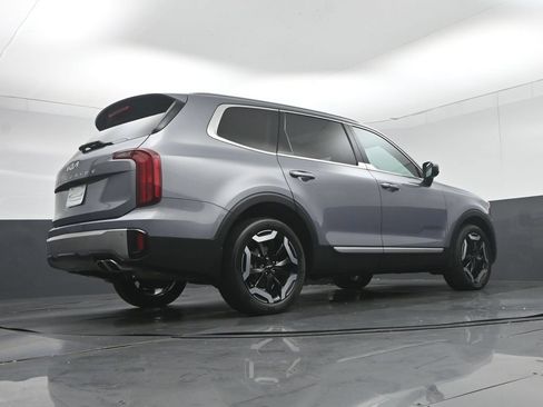 Used 2023 Kia Telluride S w/ S Sunroof Package FWD image 69