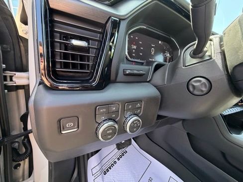 New 2026 GMC Sierra 1500 AT4 w/ AT4 Premium Package AWD/4WD image 17