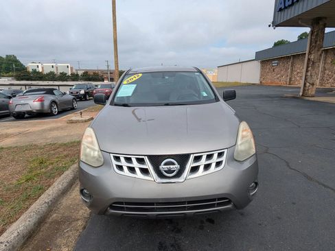 Used 2012 Nissan Rogue S w/ Special Edition Pkg AWD/4WD image 2