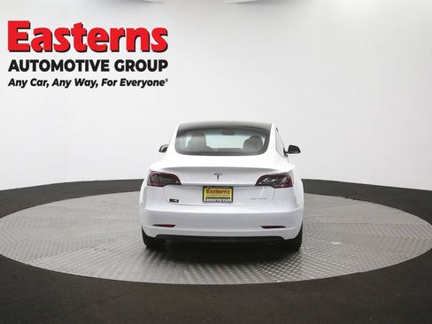 Used 2022 Tesla Model 3 AWD/4WD image 31