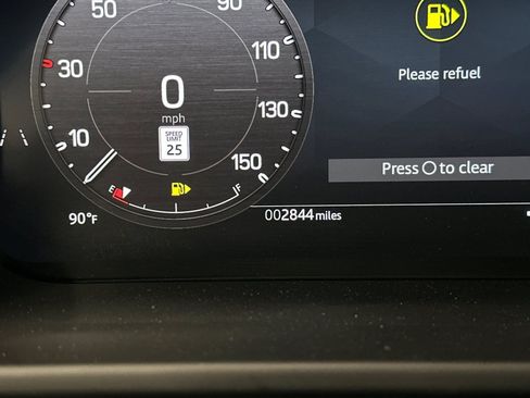 Used 2025 Land Rover Defender 110 S AWD/4WD image 23