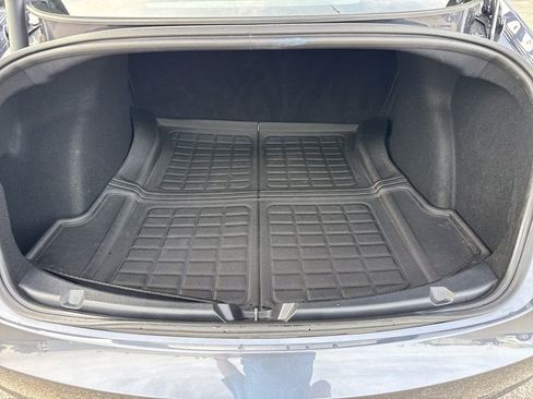 Used 2022 Tesla Model 3 Performance image 31