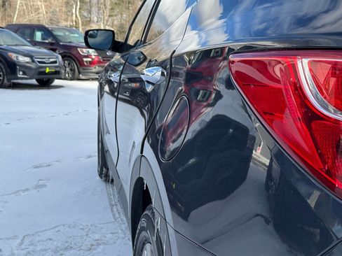 Used 2015 Hyundai Santa Fe Sport image 17