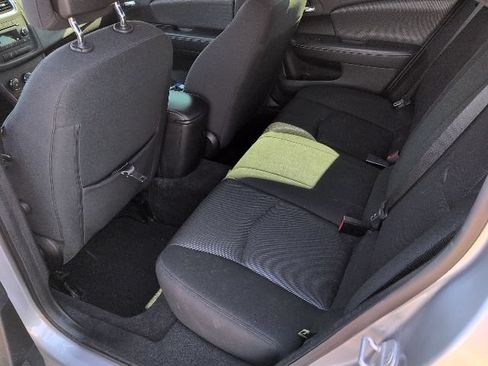 Used 2013 Dodge Avenger SE FWD image 13