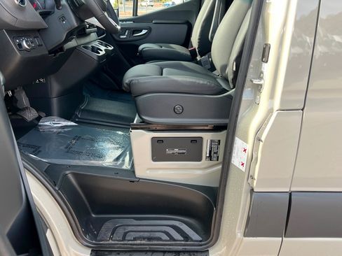 New 2026 Mercedes-Benz Sprinter 2500 image 17