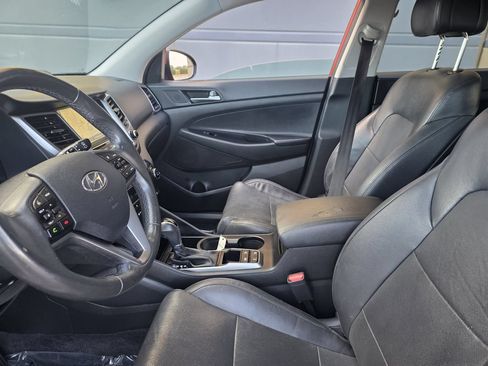 Used 2016 Hyundai Tucson Limited w/ Option Group 03 AWD/4WD image 12