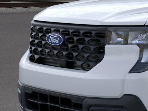 New 2025 Ford Maverick XL w/ Equipment Group 101A image 19