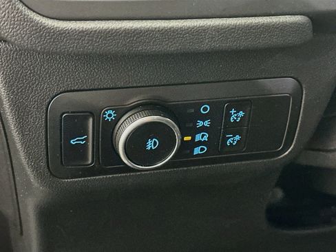 Used 2025 Ford Escape Platinum AWD/4WD image 17