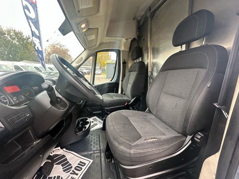 Used 2018 RAM ProMaster 2500 image 9