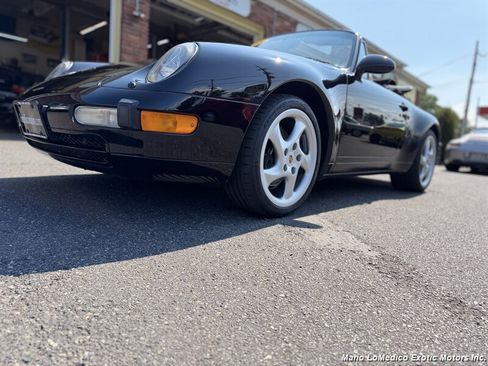 Used 1998 Porsche 911 Carrera RWD image 9