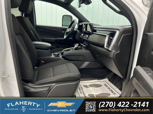 Used 2024 GMC Canyon Elevation AWD/4WD image 13