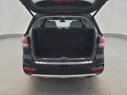 Used 2017 Kia Sorento SX image 29
