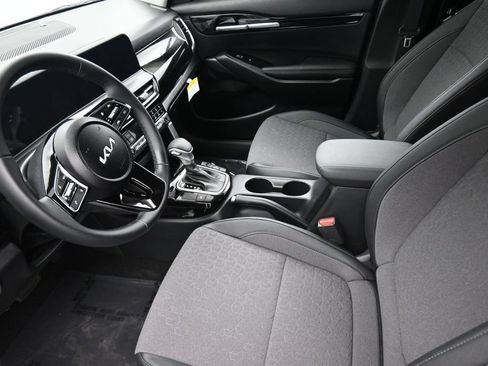 New 2026 Kia Seltos S FWD image 14