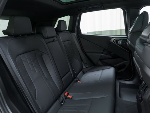 New 2026 BMW X3 xDrive30 w/ Convenience Package image 24