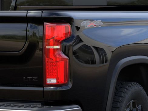 New 2026 Chevrolet Silverado 2500 LTZ w/ LTZ Premium Package image 11