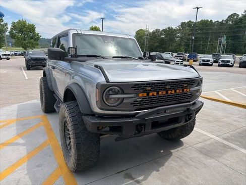 Used 2023 Ford Bronco Badlands AWD/4WD image 12