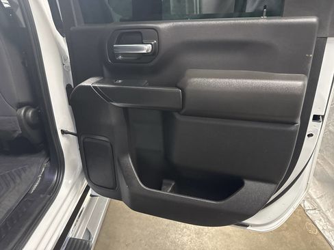 Used 2023 Chevrolet Silverado 2500 LT w/ Convenience Package image 14