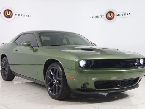 Used 2023 Dodge Challenger SXT w/ Plus Package RWD image 23