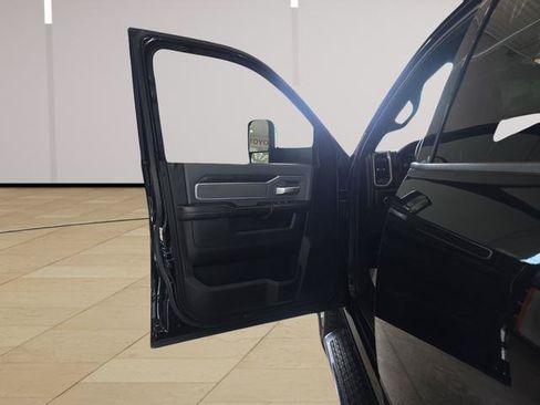 Used 2021 RAM 2500 Big Horn AWD/4WD image 10