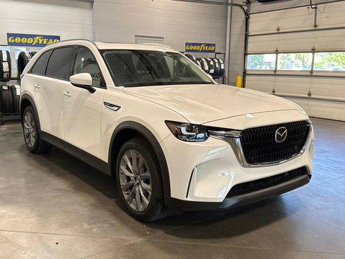 Used 2026 MAZDA CX-90 3.3 Turbo w/ Preferred Package AWD/4WD image 3