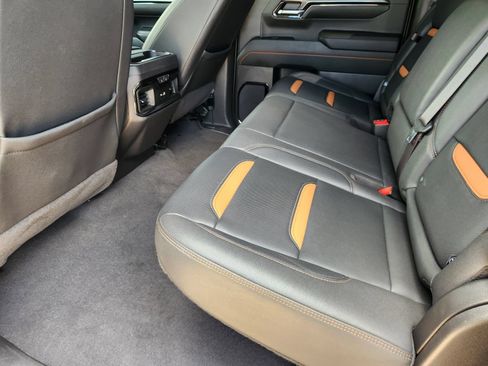 Used 2023 GMC Sierra 1500 AT4 w/ AT4 Preferred Package AWD/4WD image 28