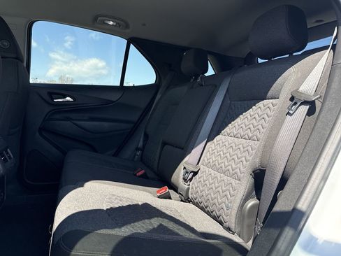 Used 2024 Chevrolet Equinox LT image 24
