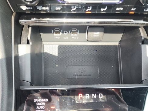 New 2025 Jeep Grand Cherokee Limited w/ Luxury Tech Group II image 10