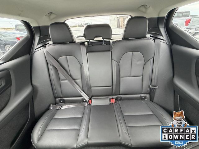 Used 2025 Volvo XC40 B5 Core AWD/4WD image 5