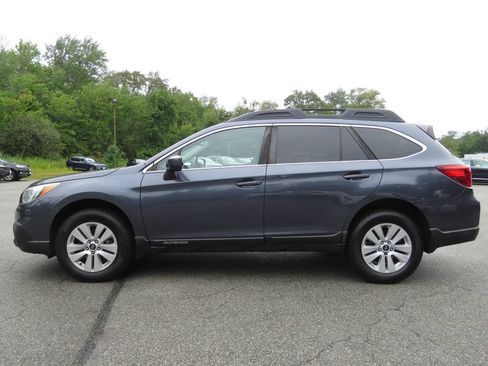 Used 2017 Subaru Outback 2.5i Premium AWD/4WD image 8