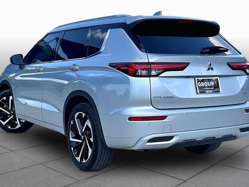 Used 2024 Mitsubishi Outlander SEL FWD image 12