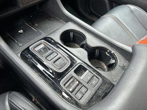 Used 2023 Honda Pilot EX-L image 17