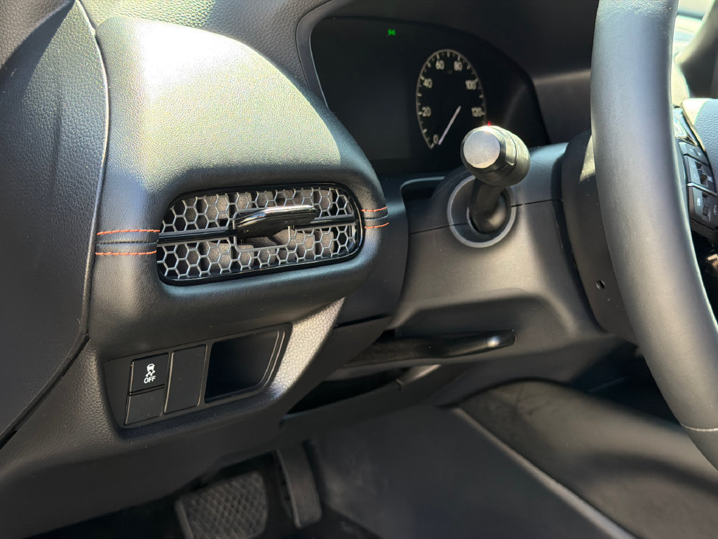 Used 2024 Honda HR-V Sport image 18