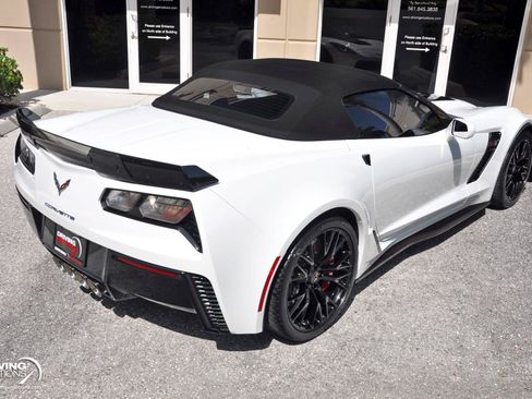 Used 2019 Chevrolet Corvette Z06 RWD image 33