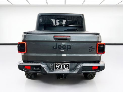 Used 2024 Jeep Gladiator Sport image 5