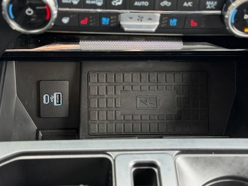 Used 2022 Ford F150 Lariat w/ Equipment Group 502A High AWD/4WD image 20