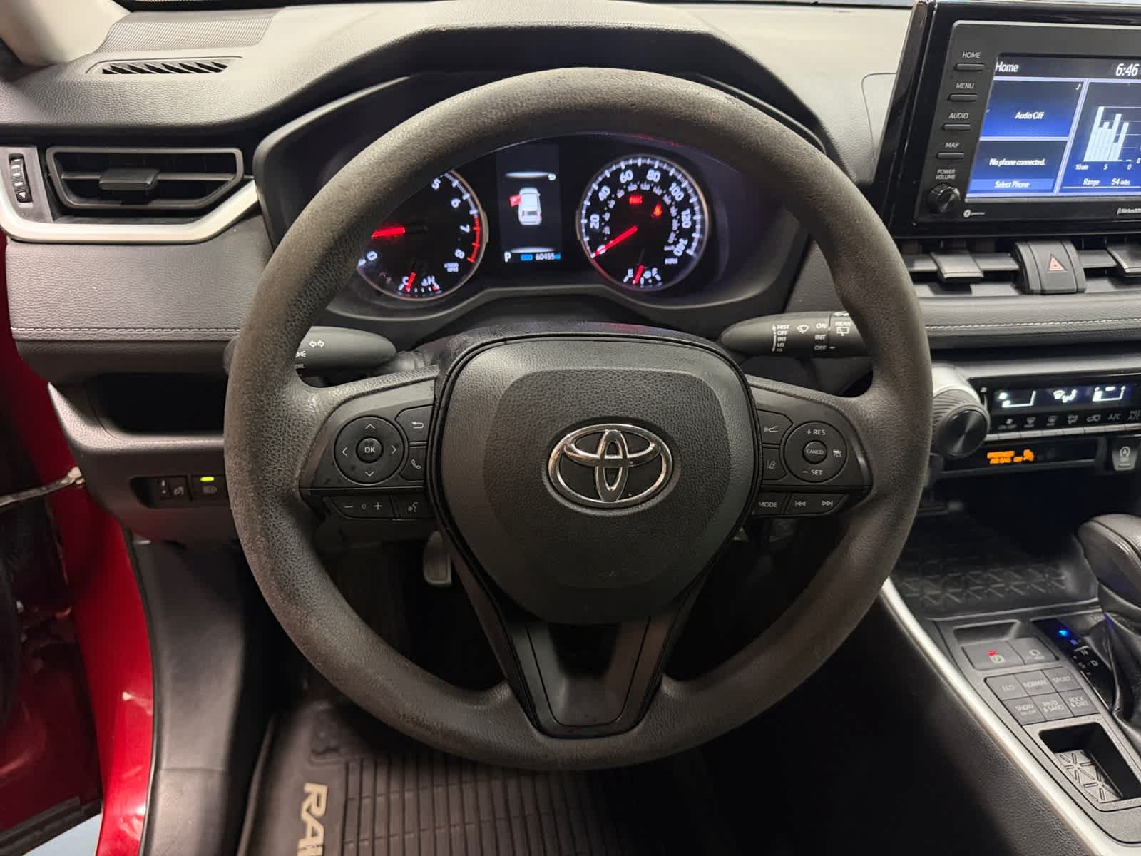 Used 2020 Toyota RAV4 LE w/ All Weather Liner Package AWD/4WD image 17