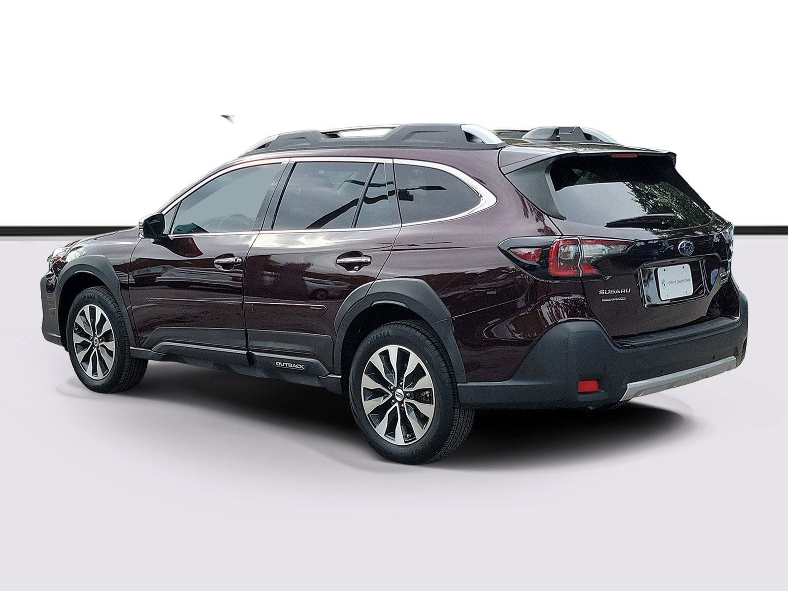 Used 2024 Subaru Outback Touring AWD/4WD image 3